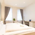 Apartment Edles Stuckdecken-juwel! 2 Schlafzimmer, Parkplatz Vor Der Tuer, Hbf Nah, Gratis Kaffee&tee Chemnitz