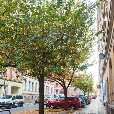 Edles Stuckdecken-Juwel! 2 Schlafzimmer, Parkplatz Vor Der Tuer, Hbf Nah, Gratis Kaffee&Tee Appartement